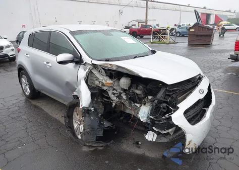 2018 Kia Sportage Lx z USA, uszkodzony, nr VIN KNDPMCAC7J7427648